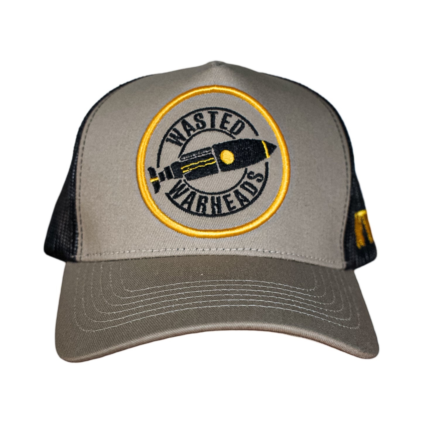 Flagship Trucker (Beige/ Black)